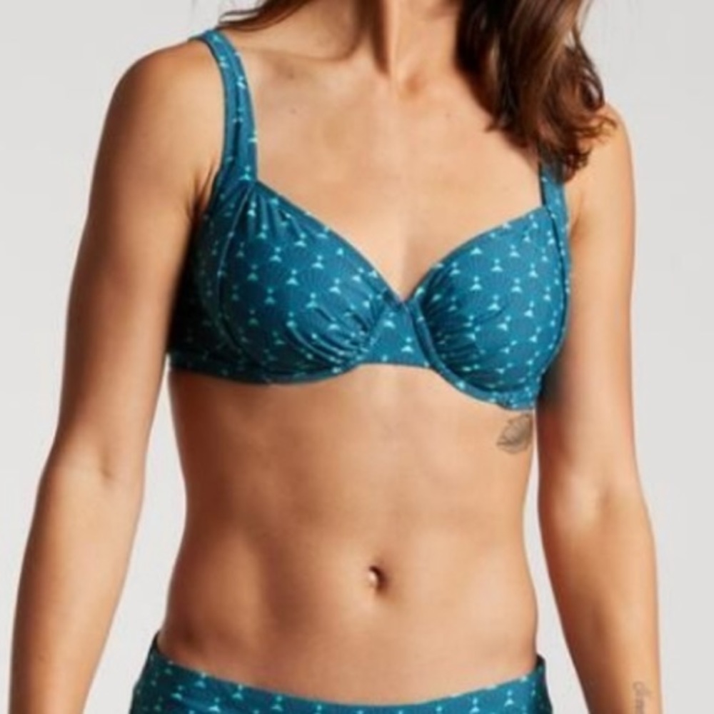 NWT Title Nine Bodacious Neptune Bikini Top